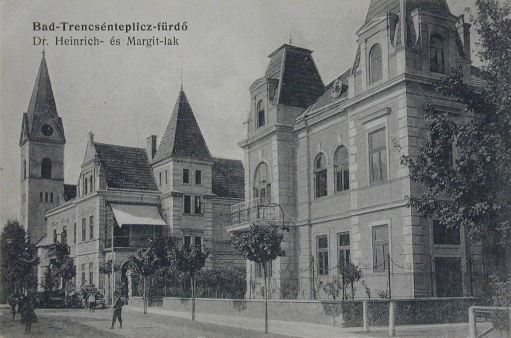 Hotel Margit 特伦钦温泉区 外观 照片